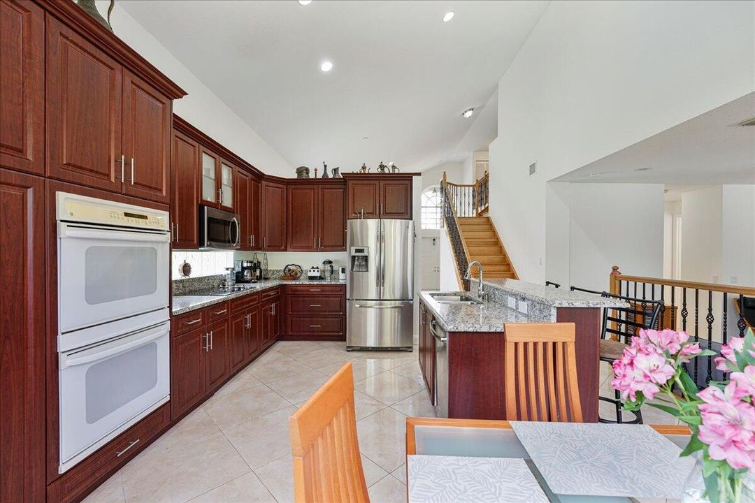 For Rent: $6,300 (4 beds, 4 baths, 2819 Square Feet)