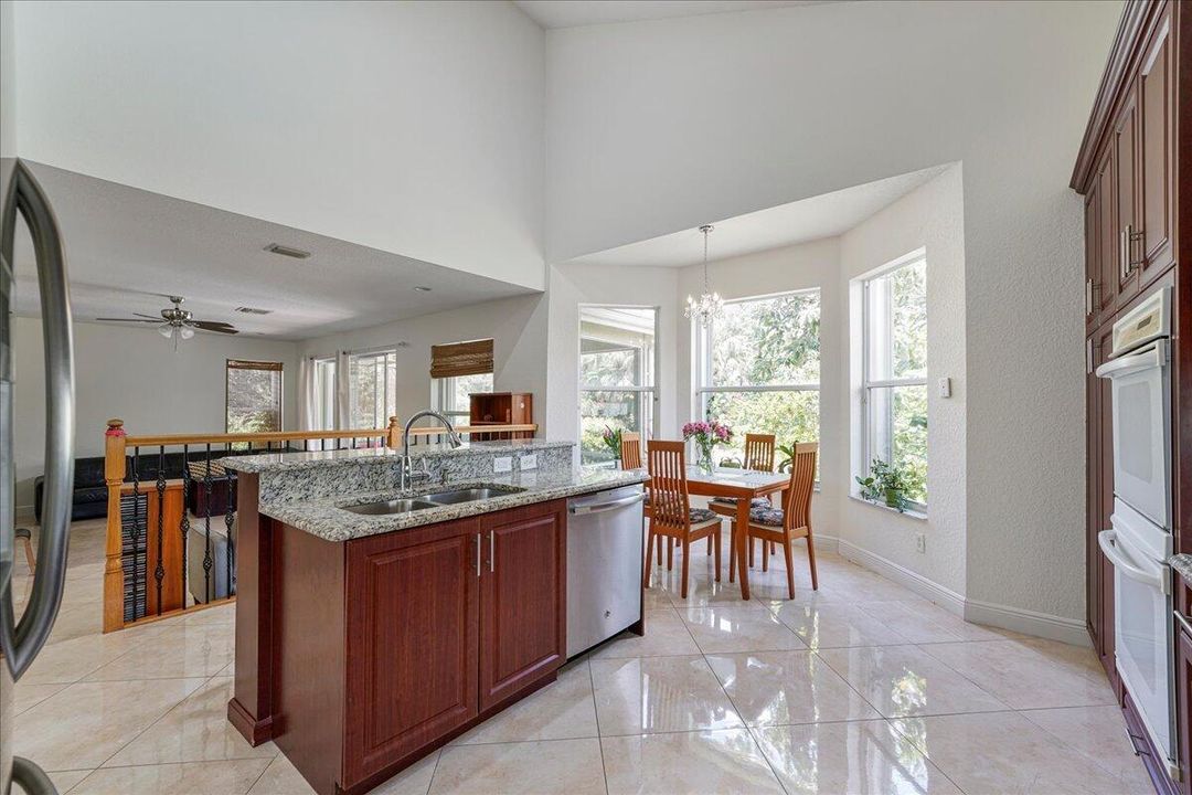 For Rent: $6,300 (4 beds, 4 baths, 2819 Square Feet)