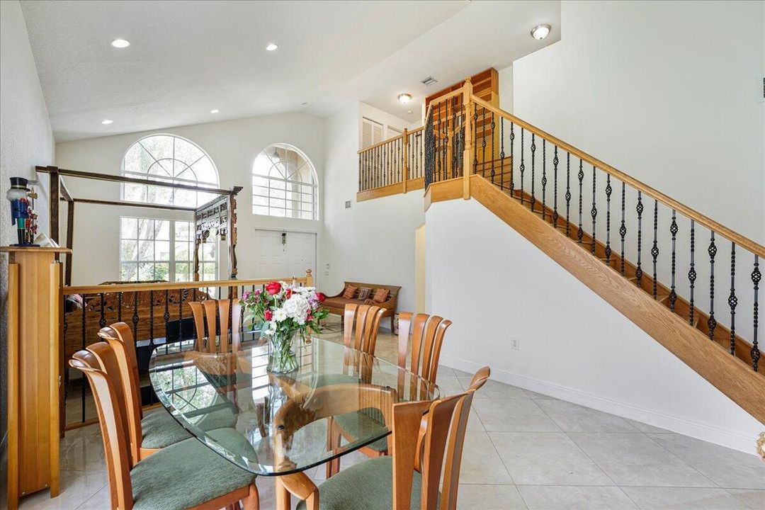 For Rent: $6,300 (4 beds, 4 baths, 2819 Square Feet)