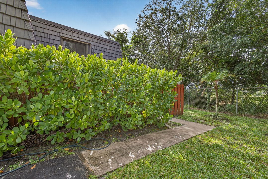 En Venta: $320,000 (2 camas, 2 baños, 1344 Pies cuadrados)