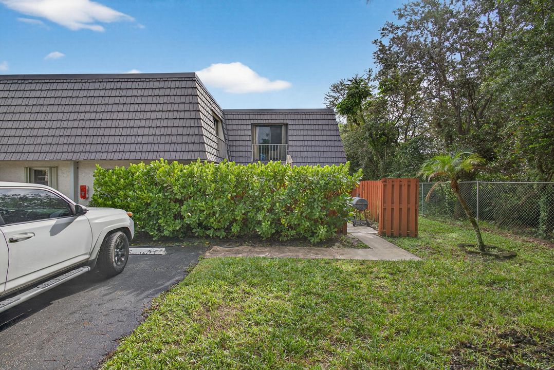 En Venta: $320,000 (2 camas, 2 baños, 1344 Pies cuadrados)