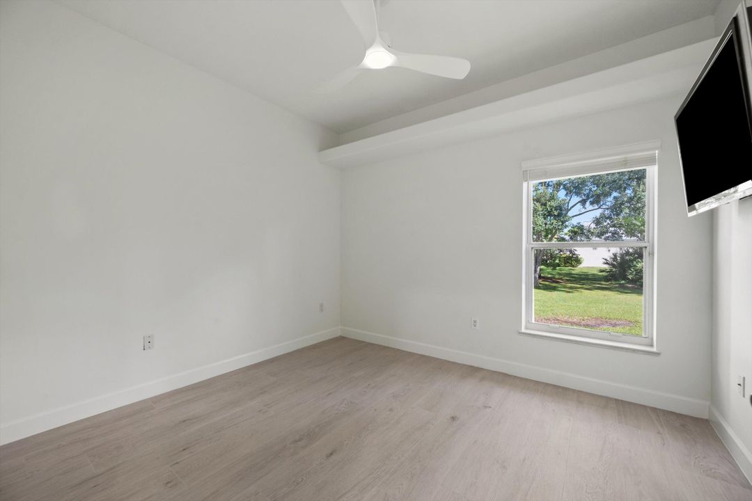 待售: $1,322,800 (4 贝兹, 2 浴室, 2566 平方英尺)