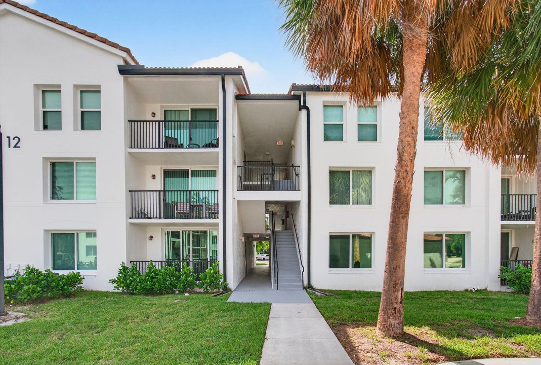 En Venta: $299,995 (3 camas, 2 baños, 1233 Pies cuadrados)