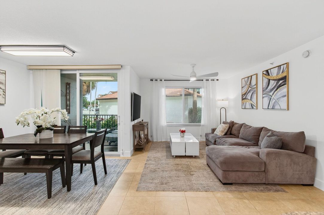 En Venta: $299,995 (3 camas, 2 baños, 1233 Pies cuadrados)