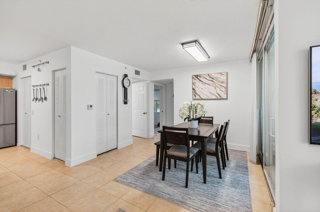 En Venta: $299,995 (3 camas, 2 baños, 1233 Pies cuadrados)