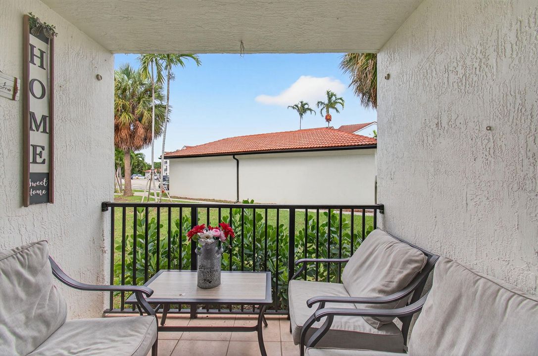 En Venta: $299,995 (3 camas, 2 baños, 1233 Pies cuadrados)