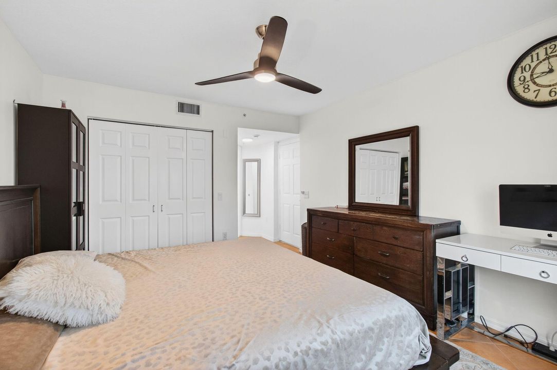 En Venta: $299,995 (3 camas, 2 baños, 1233 Pies cuadrados)