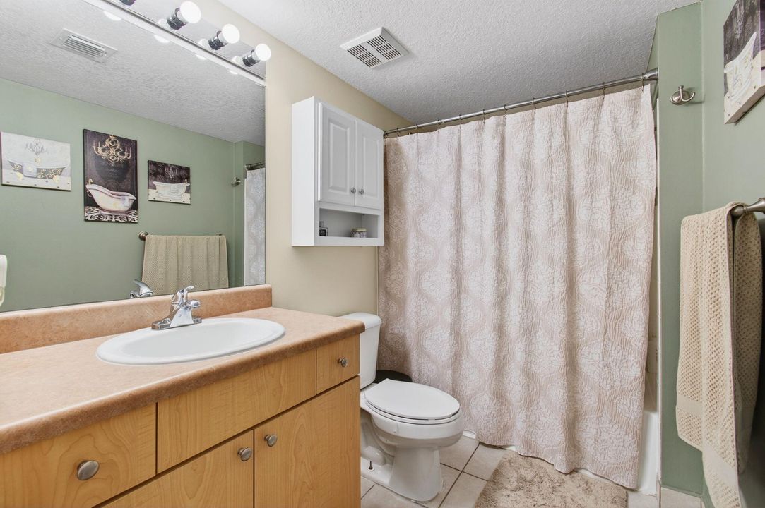 En Venta: $299,995 (3 camas, 2 baños, 1233 Pies cuadrados)