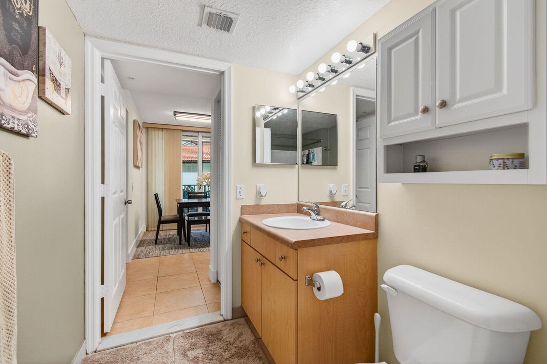 En Venta: $299,995 (3 camas, 2 baños, 1233 Pies cuadrados)