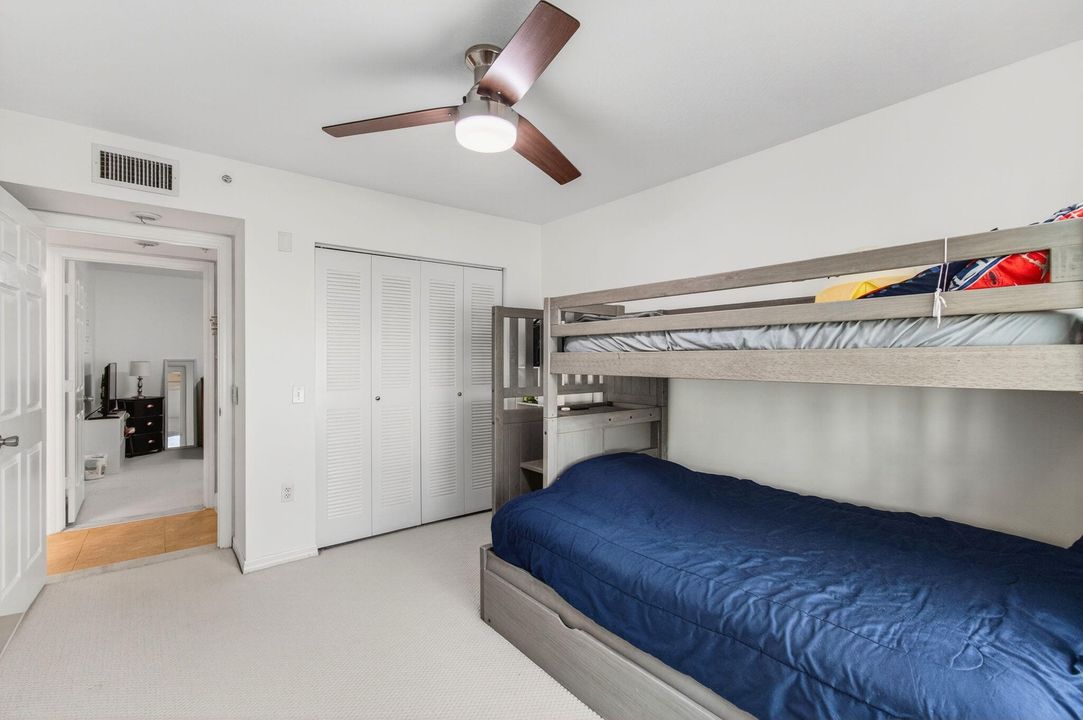 En Venta: $299,995 (3 camas, 2 baños, 1233 Pies cuadrados)