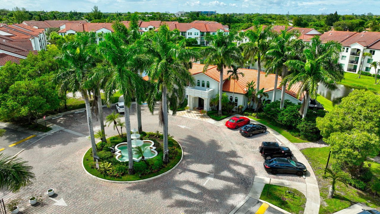 En Venta: $299,995 (3 camas, 2 baños, 1233 Pies cuadrados)