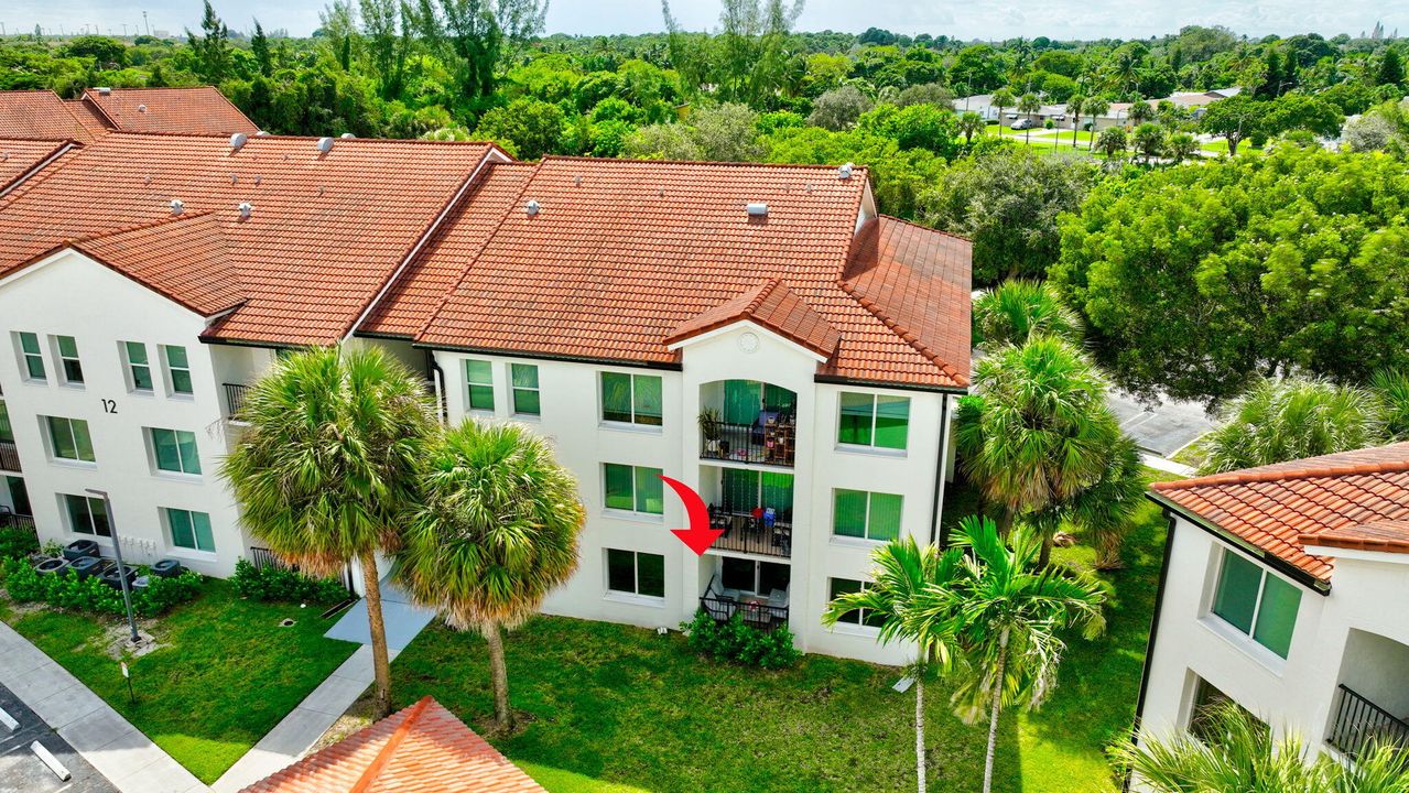 En Venta: $299,995 (3 camas, 2 baños, 1233 Pies cuadrados)