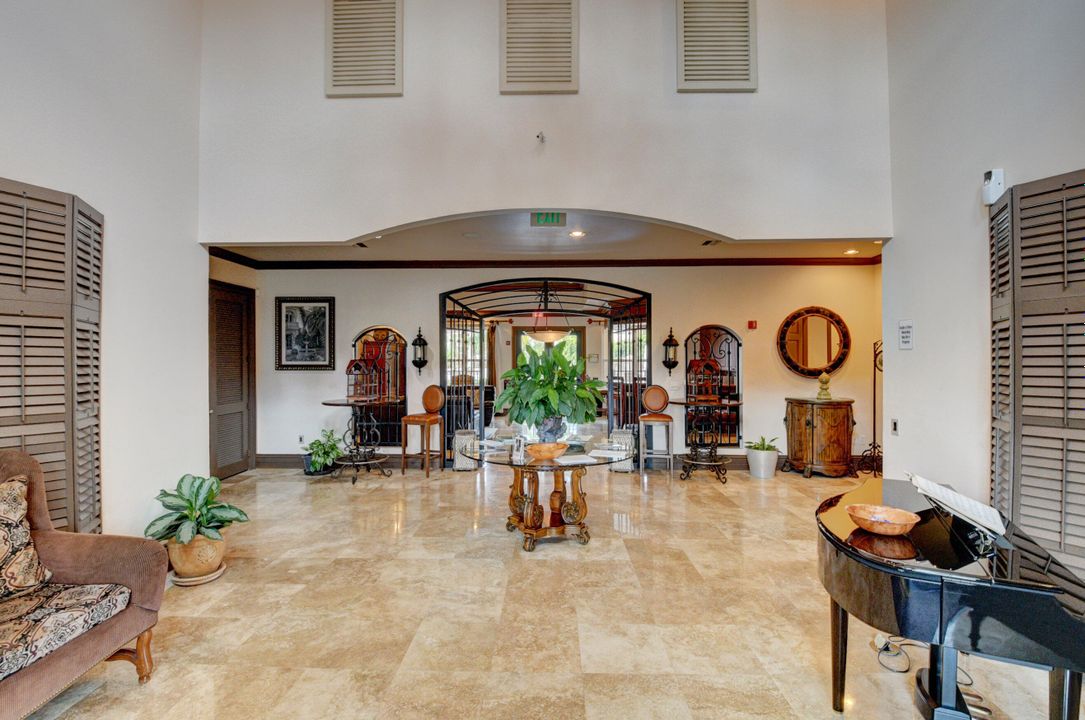 En Venta: $299,995 (3 camas, 2 baños, 1233 Pies cuadrados)