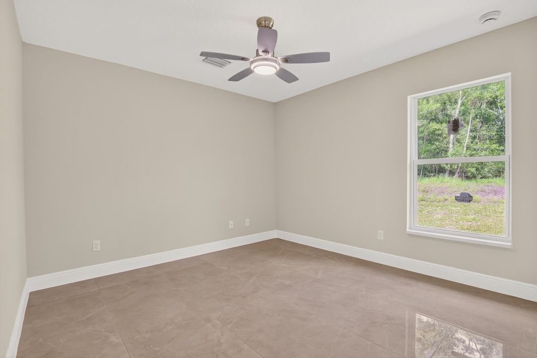 Под контрактом: $545,000 (4 спален, 3 ванн, 2183 Квадратных фут)