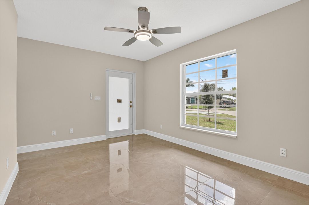 Под контрактом: $545,000 (4 спален, 3 ванн, 2183 Квадратных фут)