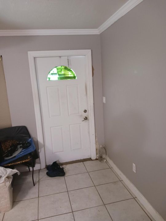 Active With Contract: $400,000 (3 beds, 2 baths, 1008 Square Feet)