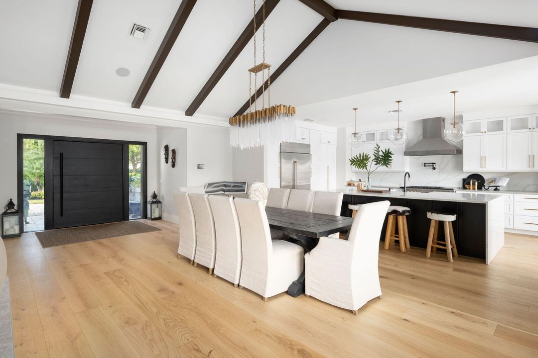 待售: $5,350,000 (4 贝兹, 4 浴室, 5532 平方英尺)