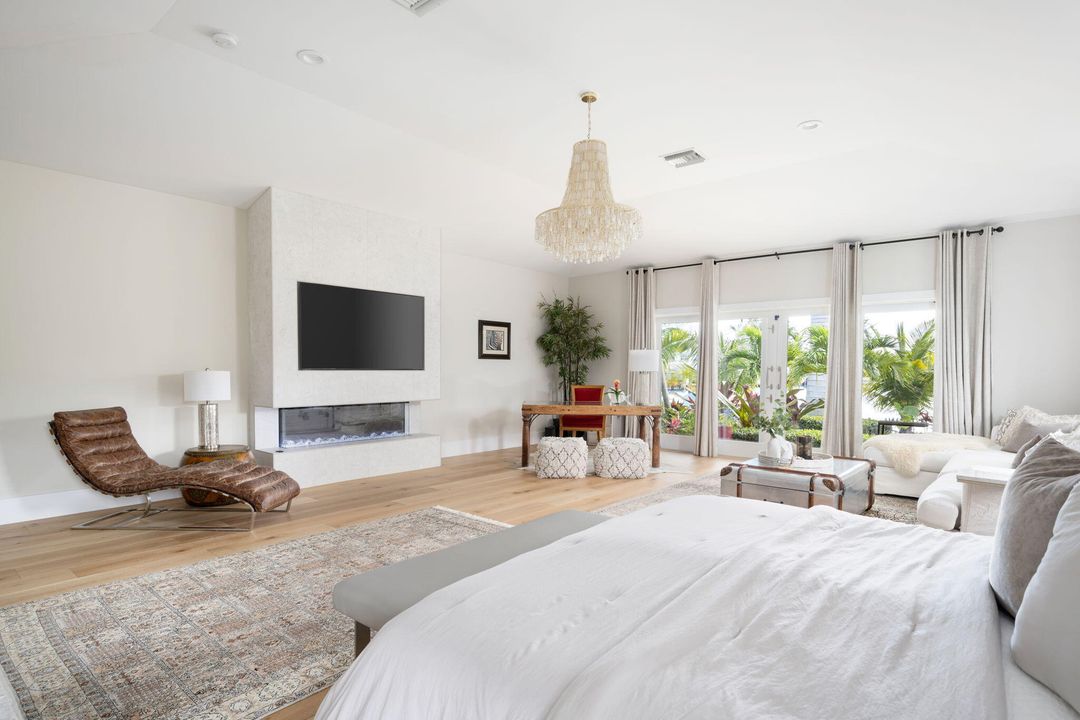 待售: $5,350,000 (4 贝兹, 4 浴室, 5532 平方英尺)