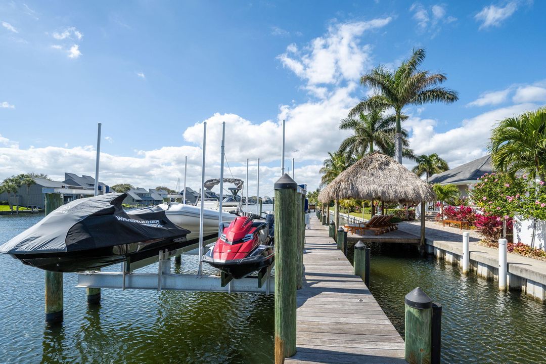 待售: $5,350,000 (4 贝兹, 4 浴室, 5532 平方英尺)