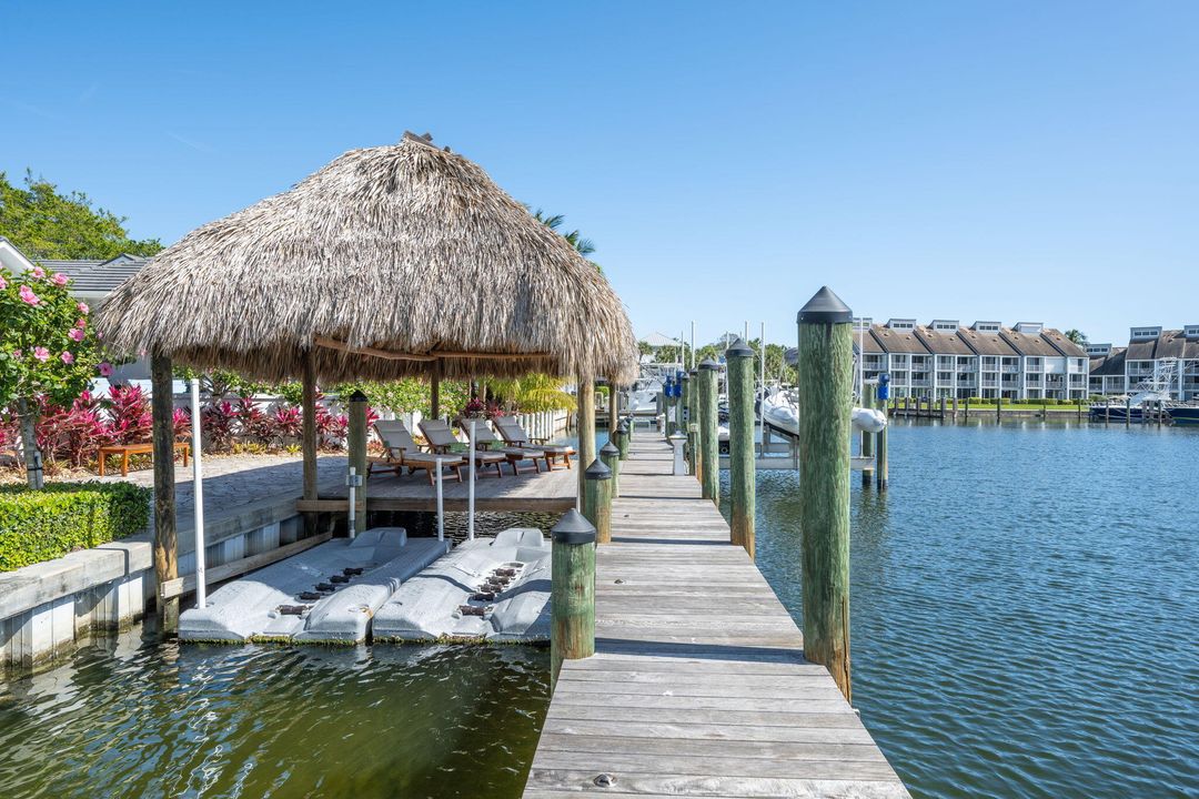 待售: $5,350,000 (4 贝兹, 4 浴室, 5532 平方英尺)