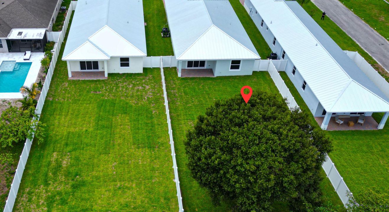 Activo con contrato: $749,000 (4 camas, 3 baños, 1947.5 Pies cuadrados)