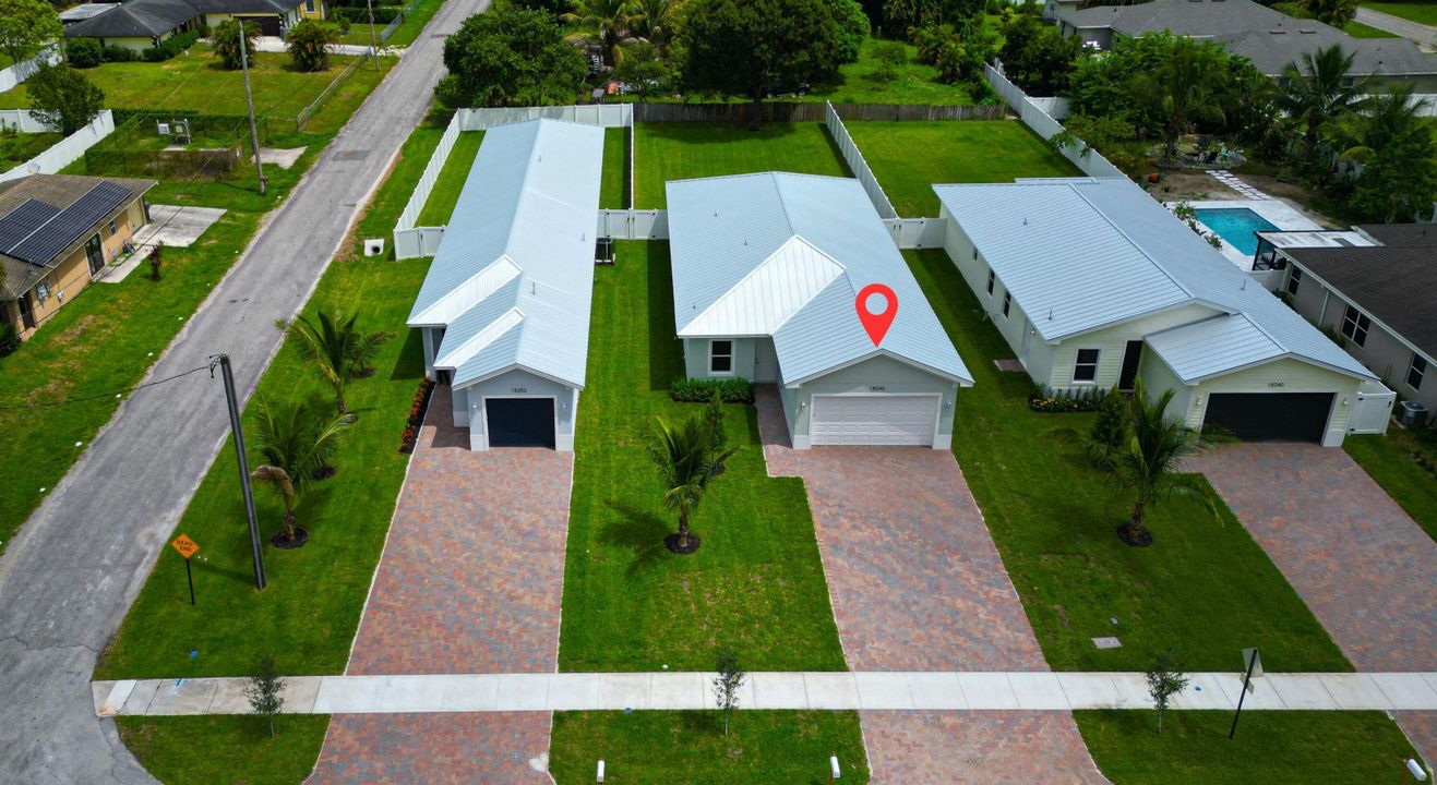 Activo con contrato: $749,000 (4 camas, 3 baños, 1947.5 Pies cuadrados)