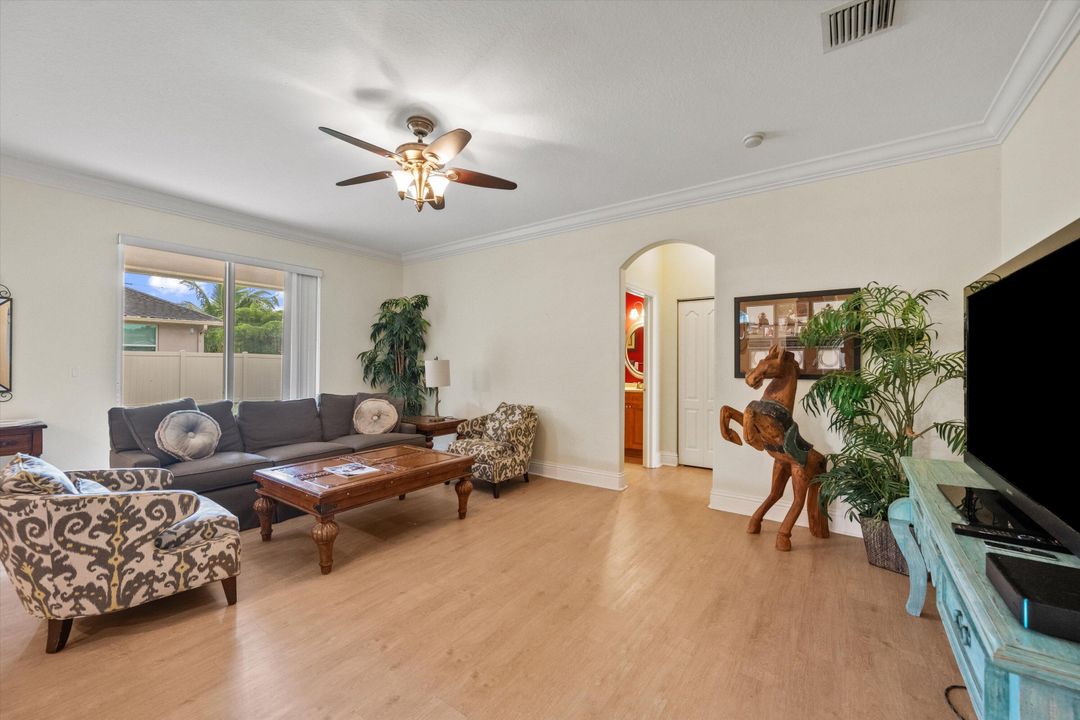 For Rent: $9,000 (4 beds, 3 baths, 2438 Square Feet)