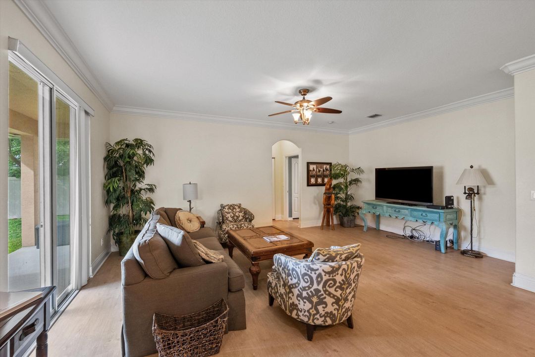 For Rent: $9,000 (4 beds, 3 baths, 2438 Square Feet)