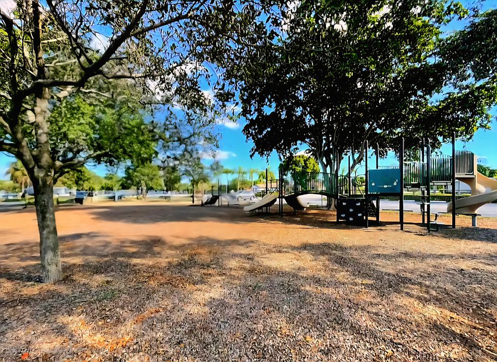 For Rent: $3,850 (4 beds, 2 baths, 2301 Square Feet)