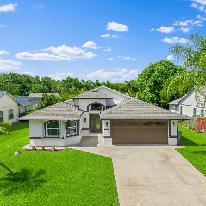 Recently Sold: $515,000 (3 beds, 2 baths, 1918 Square Feet)