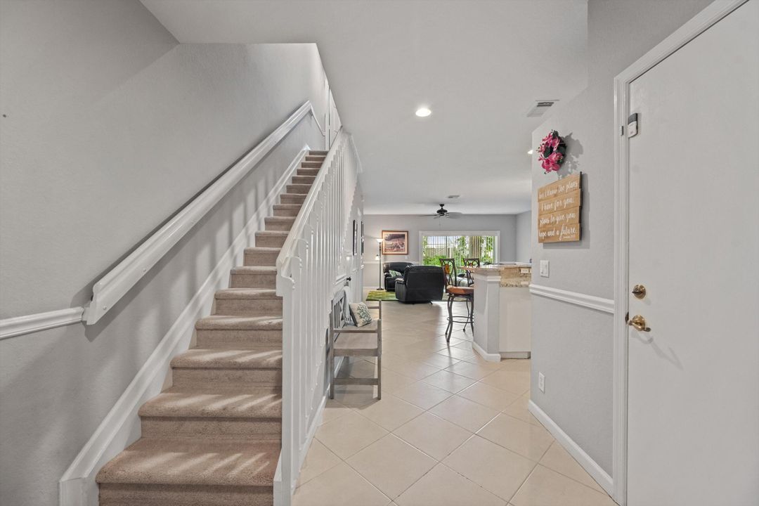 合同活跃: $395,000 (3 贝兹, 2 浴室, 1568 平方英尺)