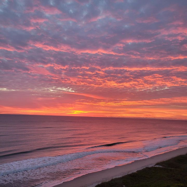 For Sale: $1,100,000 (3 beds, 2 baths, 2541 Square Feet)