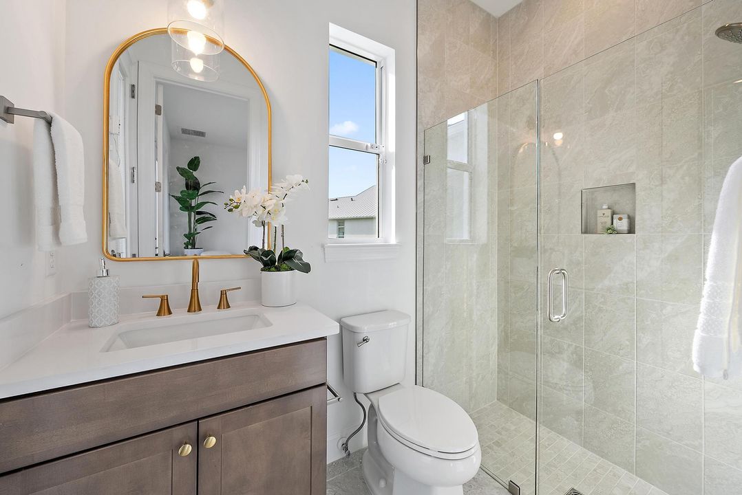 На продажу: $5,699,000 (6 спален, 6 ванн, 5762 Квадратных фут)