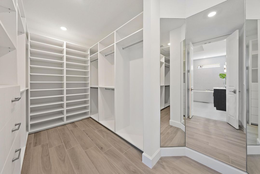 На продажу: $5,699,000 (6 спален, 6 ванн, 5762 Квадратных фут)