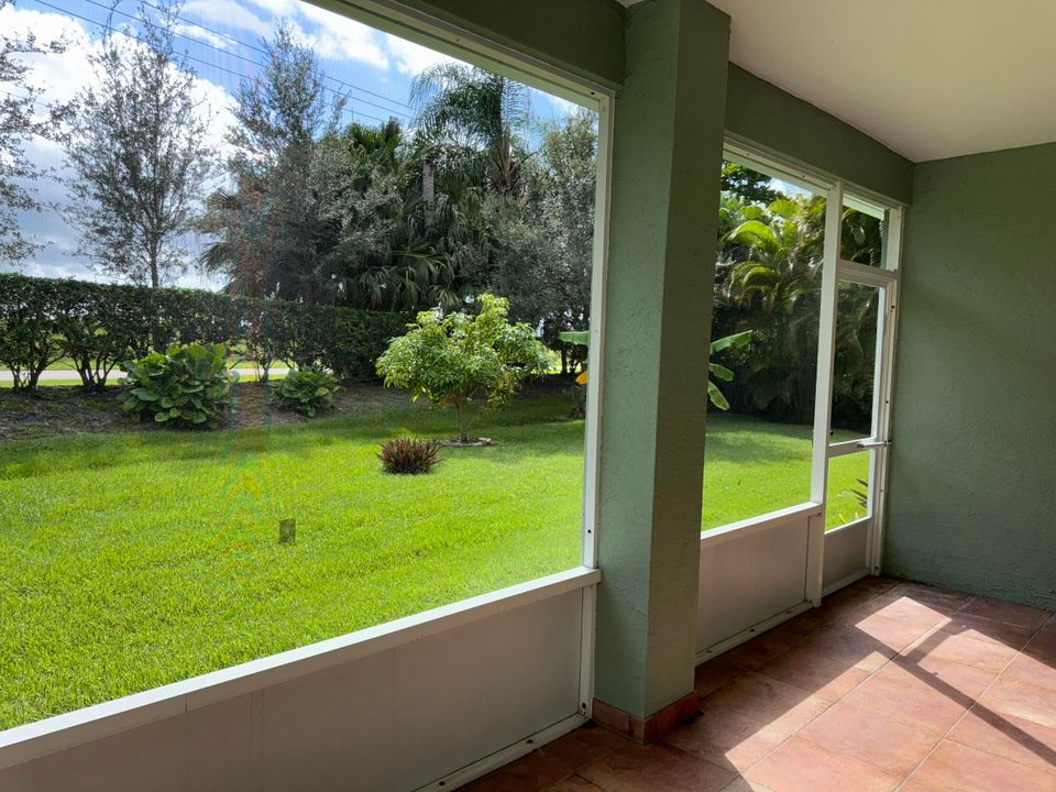 En Renta: $2,650 (4 camas, 2 baños, 2112 Pies cuadrados)