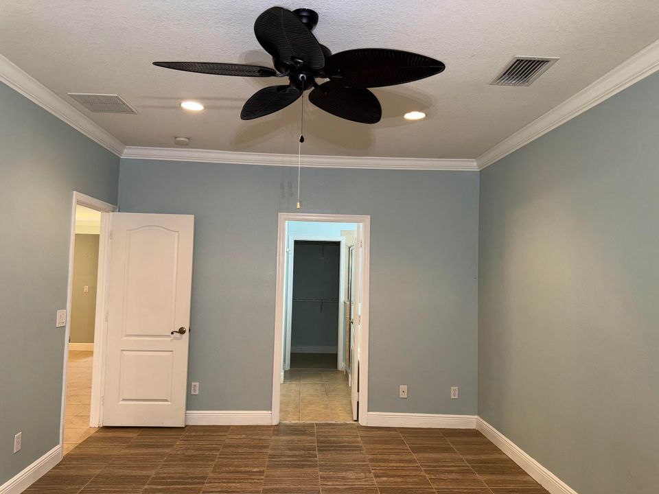 En Renta: $2,650 (4 camas, 2 baños, 2112 Pies cuadrados)