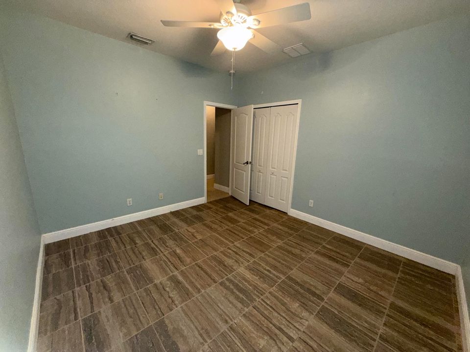 En Renta: $2,650 (4 camas, 2 baños, 2112 Pies cuadrados)