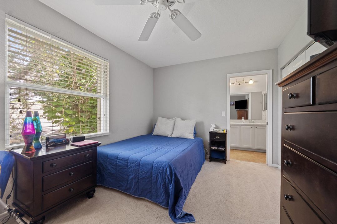 合同活跃: $395,000 (3 贝兹, 2 浴室, 1568 平方英尺)