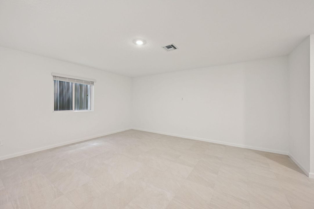 En Venta: $393,631 (3 camas, 2 baños, 1964 Pies cuadrados)