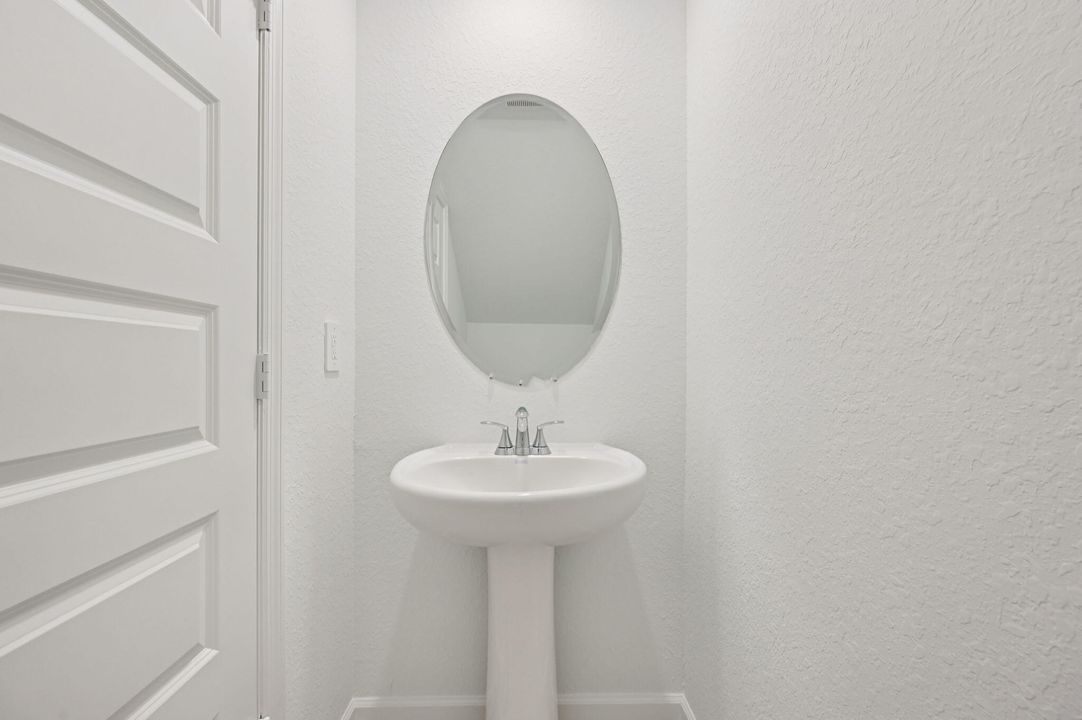 En Venta: $393,631 (3 camas, 2 baños, 1964 Pies cuadrados)