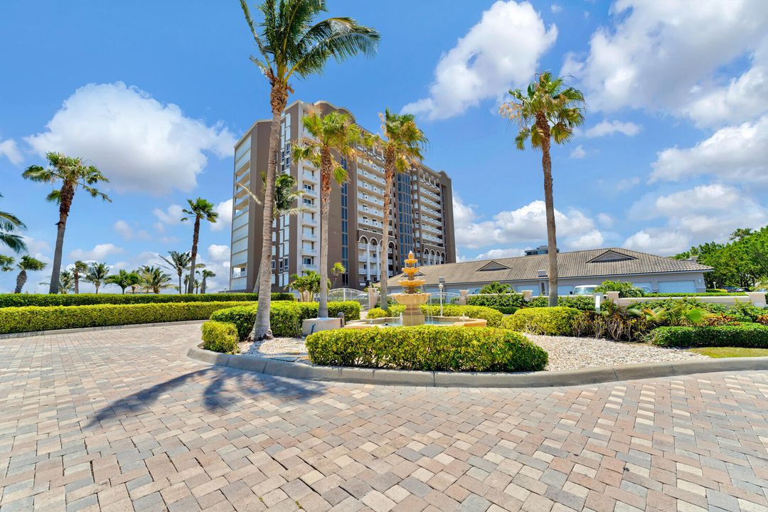 For Sale: $1,100,000 (3 beds, 2 baths, 2541 Square Feet)