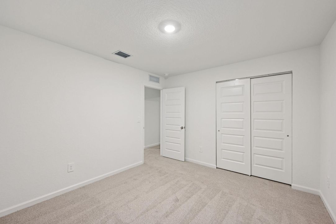 En Venta: $393,631 (3 camas, 2 baños, 1964 Pies cuadrados)