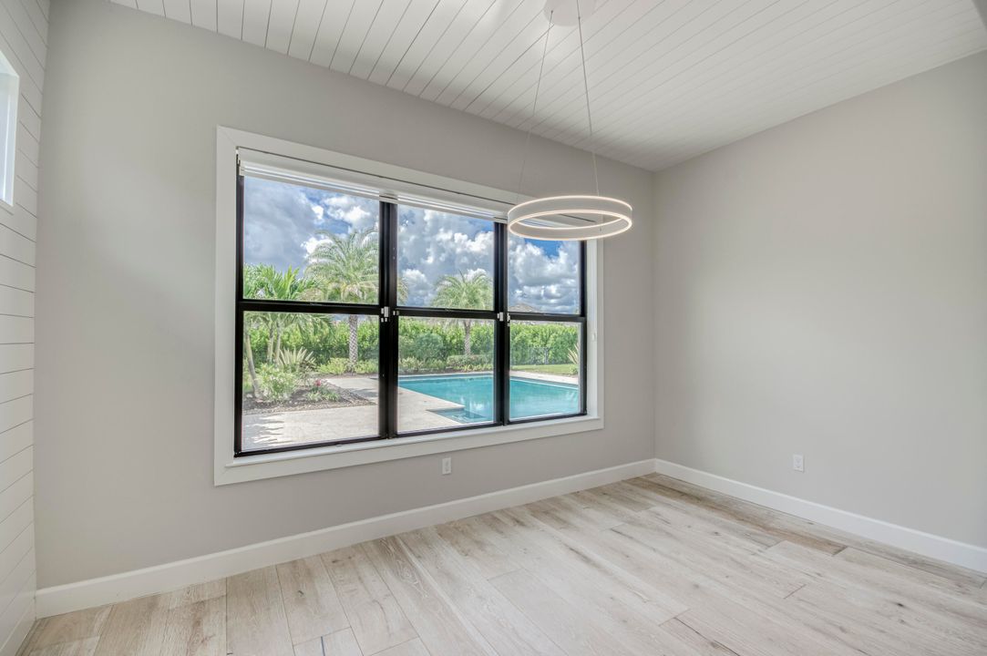 На продажу: $2,500,000 (5 спален, 5 ванн, 5103 Квадратных фут)