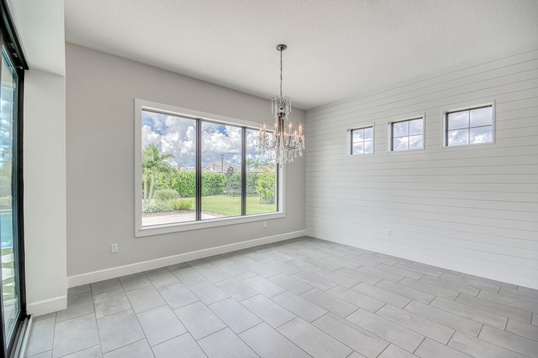 На продажу: $2,500,000 (5 спален, 5 ванн, 5103 Квадратных фут)