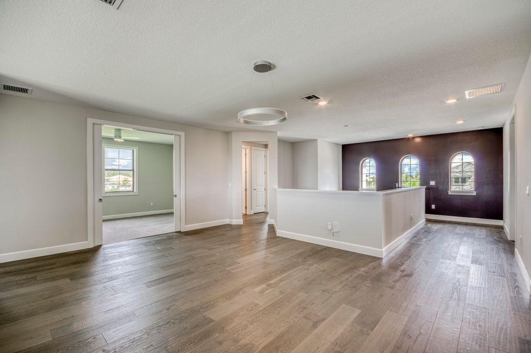 На продажу: $2,500,000 (5 спален, 5 ванн, 5103 Квадратных фут)