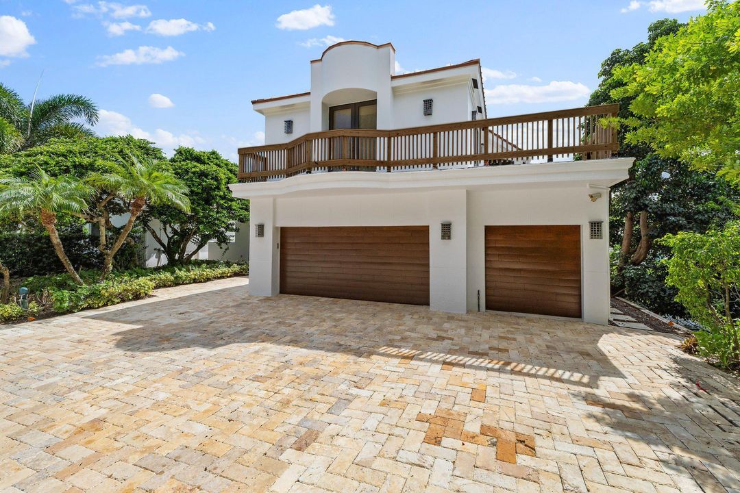 На продажу: $4,300,000 (5 спален, 6 ванн, 4489 Квадратных фут)