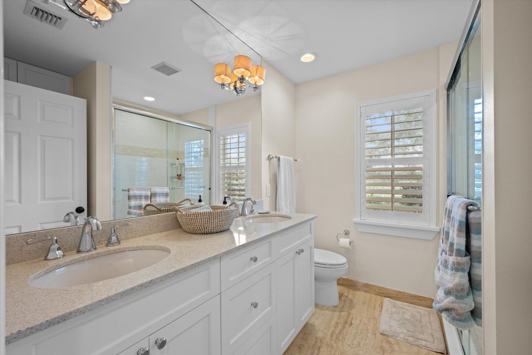 For Rent: $12,000 (3 beds, 2 baths, 2339 Square Feet)