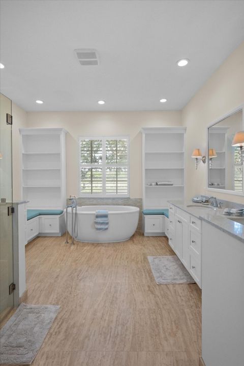 For Rent: $12,000 (3 beds, 2 baths, 2339 Square Feet)