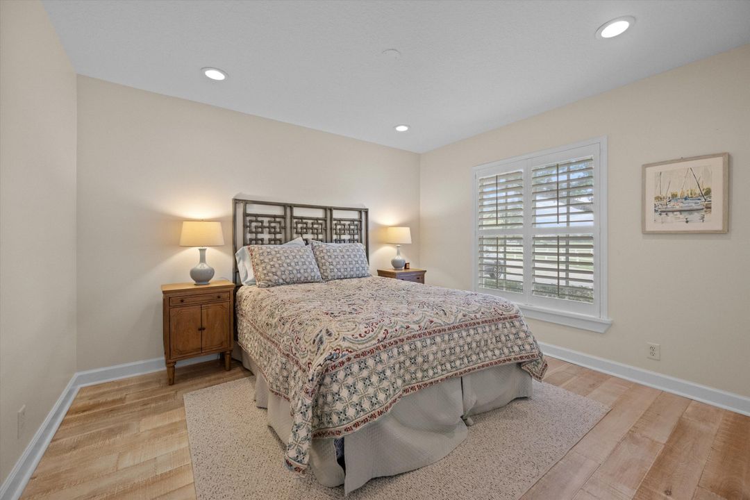 For Rent: $12,000 (3 beds, 2 baths, 2339 Square Feet)