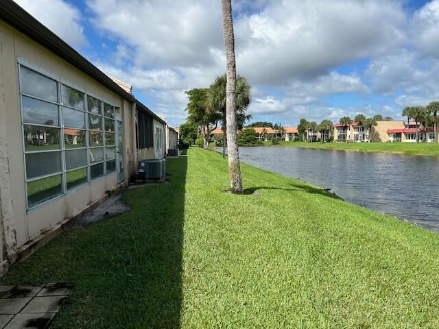 Activo con contrato: $165,000 (2 camas, 2 baños, 1000 Pies cuadrados)